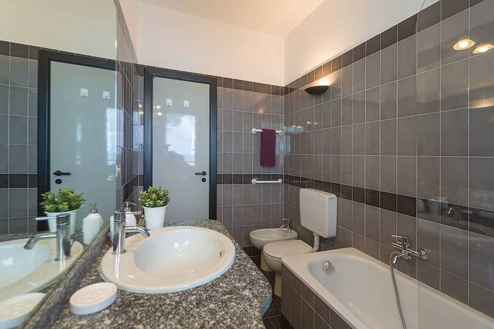 Gîte pour 4 personnes, avec balcon dans Nervi (Genova) - 3