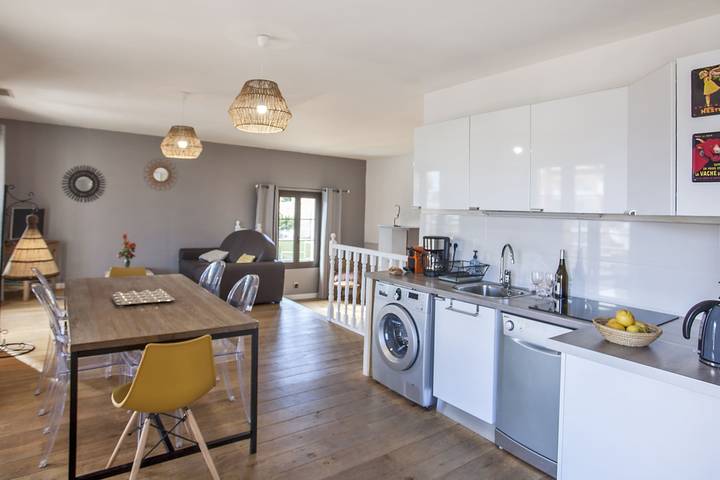 Gîte pour 6 personnes, avec piscine et terrasse, animaux acceptés à Calvi - 2