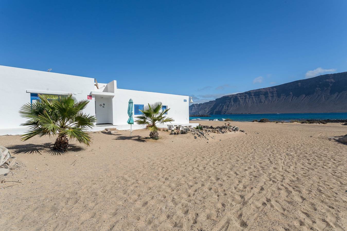 Casa de vacaciones "El Graciosero" cerca de la playa con vistas al mar, Wi-Fi y terraza in La Graciosa, Parque Natural Archipiélago Chinijo