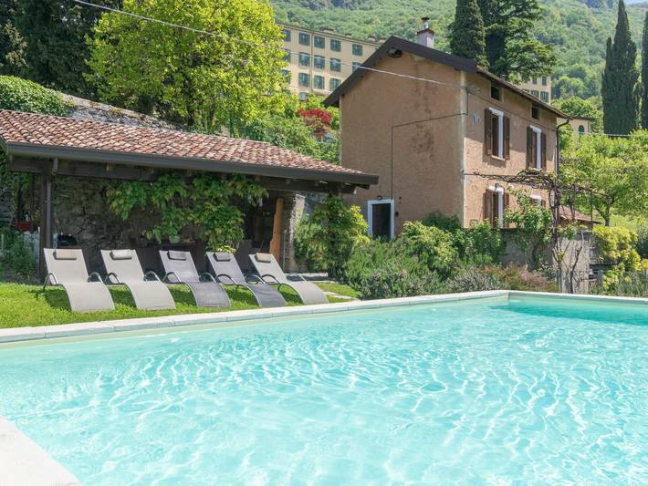 Rustico per 6 persone, con giardino sul Lago di Como