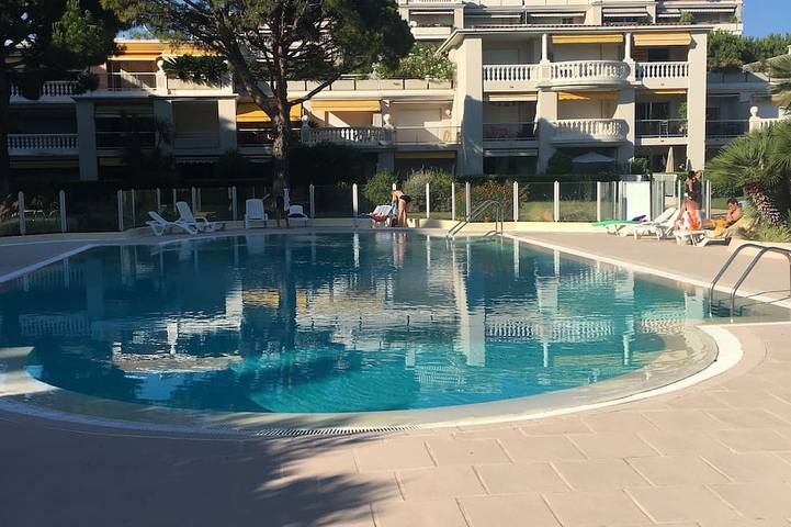 Gîte pour 3 personnes, avec balcon et jacuzzi dans Port du Cros de cagnes - 3