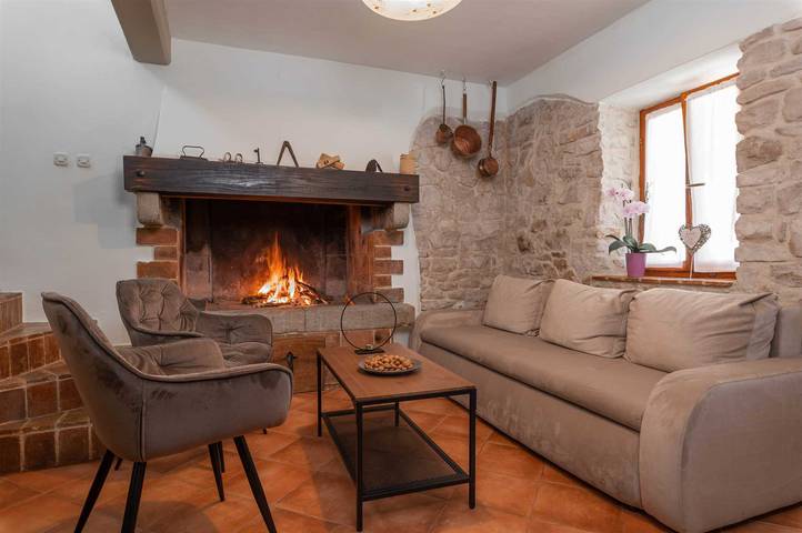 Villa für 8 Personen, mit Garten und Pool, mit Haustier in Labin - 3