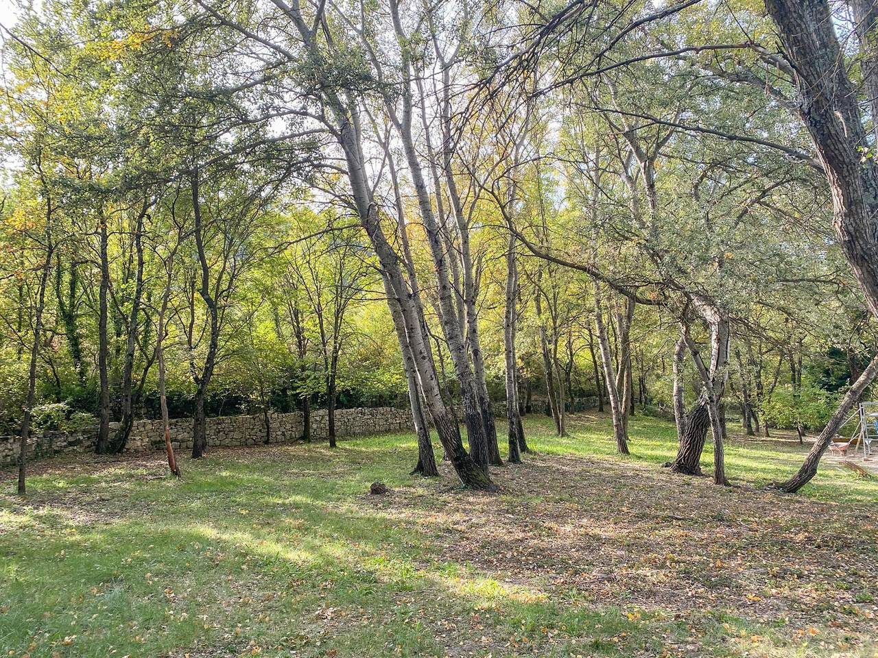 Lovely cottage in beautiful surroundings in Apt, Parc naturel régional du Luberon