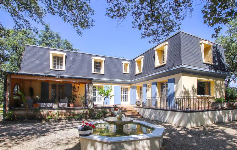 Maison de vacances pour 10 personnes, avec jardin et piscine