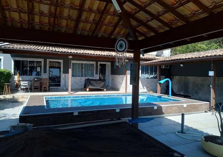 Casas e apartamentos de temporada para 14 pessoas, com vista e piscina e ainda jardim na Costa Verde (Rio de Janeiro)