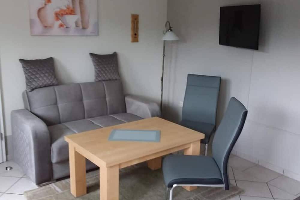 Ganze Wohnung, Ferienhaus am Saaler Bodden in Bartelshagen II, Saal