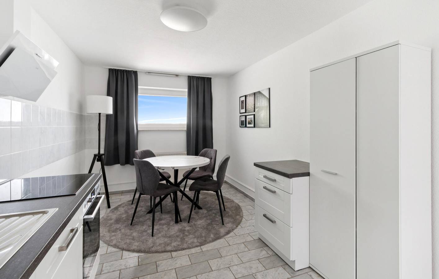 Ganze Ferienwohnung, Gemütliche 1BR Wohnung 2km vom Hundestrand in Dassow, Nordwestmecklenburg (Wismar und Umgebung)