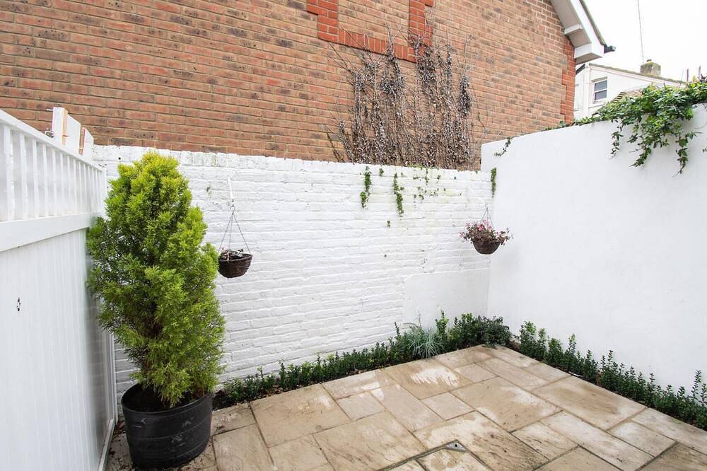 Casa-Familiar-Baño Privado-Vista a la Calle in Worthing, Sussex Occidental