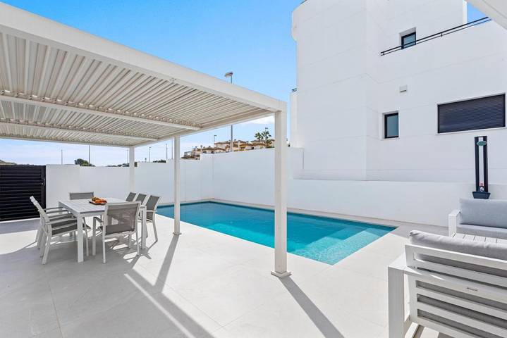 Casa rural para 8 personas, con vistas además de piscina y jardín, Se admiten mascotas en Rojales - 4