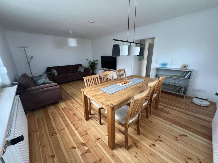 Ferienwohnung für 4 Personen, mit Terrasse und Garten sowie Ausblick