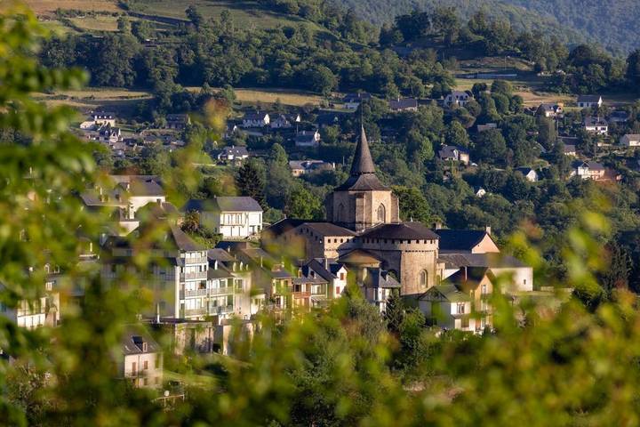 Hôtel pour 2 personnes, avec Terrasse et Jardin à Saint-Savin (Hautes-Pyrénées)