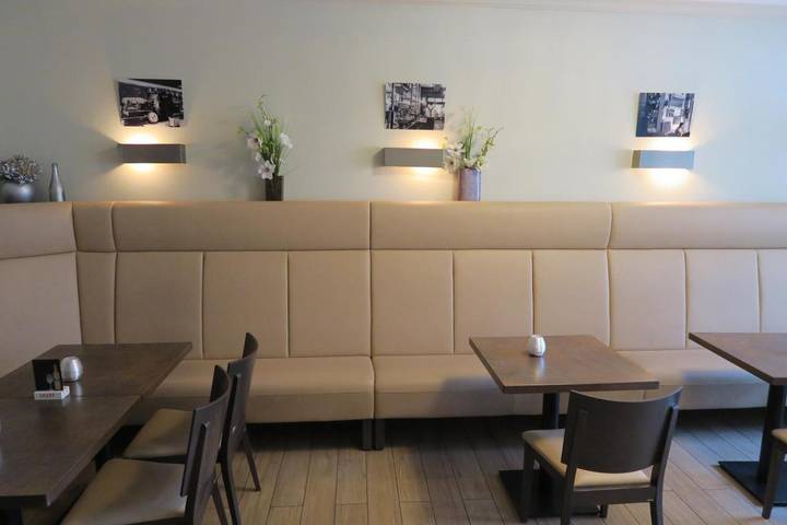 Hotel für 2 Personen, mit Terrasse und Ausblick in Münnerstadt - 3