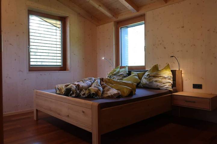 Ganze Wohnung, Rumwaldhof Edelweiß 82 m² Wohnung mit einmaligem Blick auf die Ortler Nordwand in Stilfs, Nationalpark Stilfser Joch