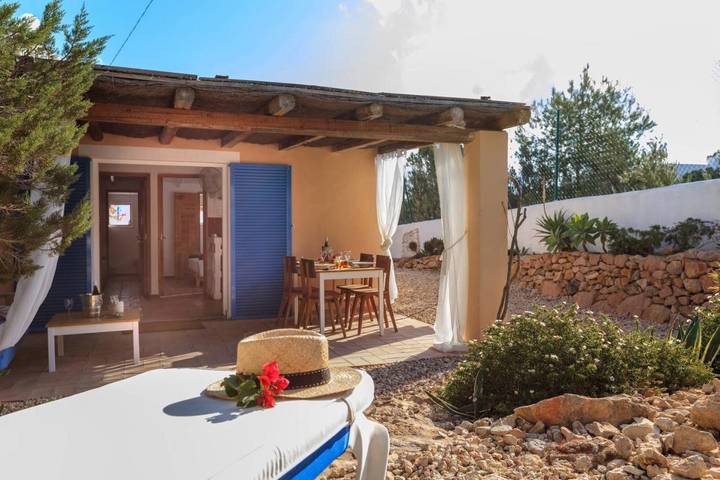 Casa rural para 4 personas, con Terraza y Jardín en Es Pujols - 4