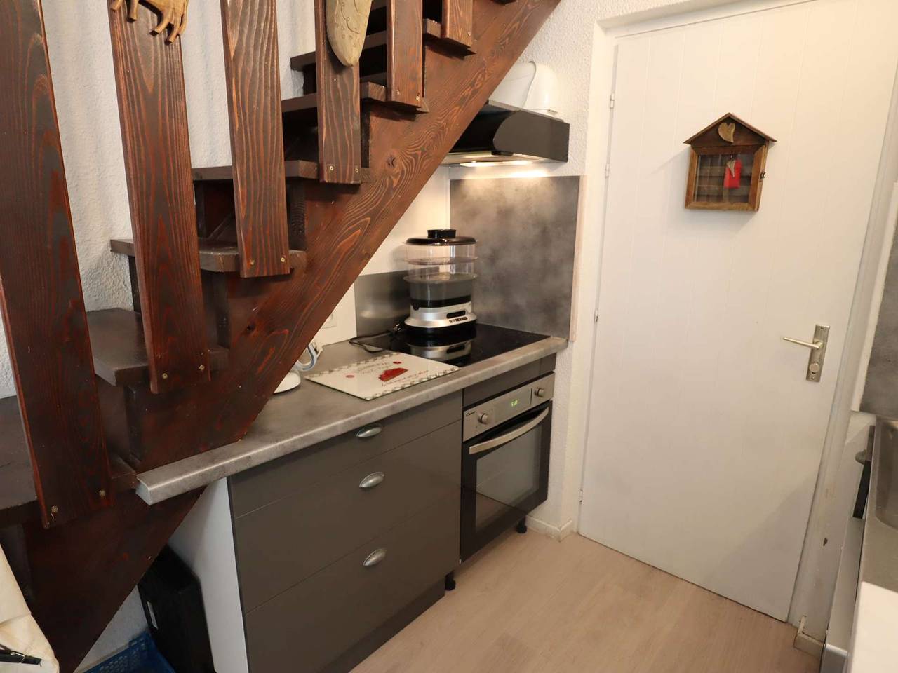 Entire apartment, Bright duplex for 4-6 in Arêches-Beaufort, near slopes in Beaufort (Rhône-Alpes), Albertville region