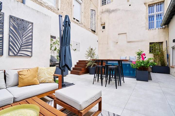 Location de vacances pour 6 personnes, avec piscine et terrasse, adapté aux familles à Morières-lès-Avignon - 3