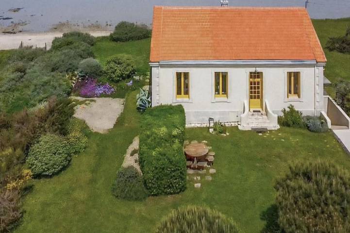 Location de vacances pour 8 personnes, avec Balcon et Jardin dans Île Madame