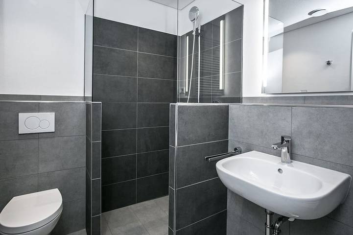 Ganze Wohnung, Ferienwohnung 55m² Eg - komfort - Terrasse - nähe Hotel in Laufenburg, Landkreis Waldshut