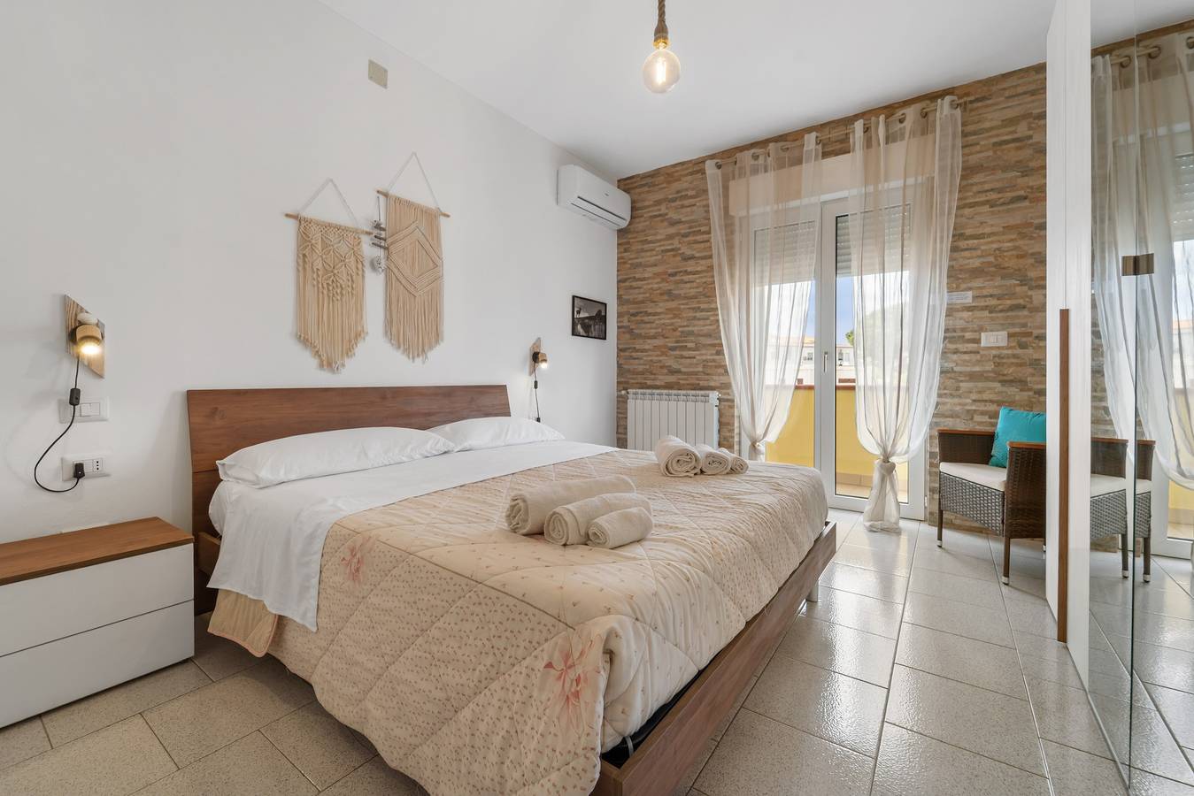 Ganze Wohnung, Ferienhaus "Sa Domu De Nicolo" im Herzen von Portoscuso in Portoscuso, Carbonia-Iglesias Provinz