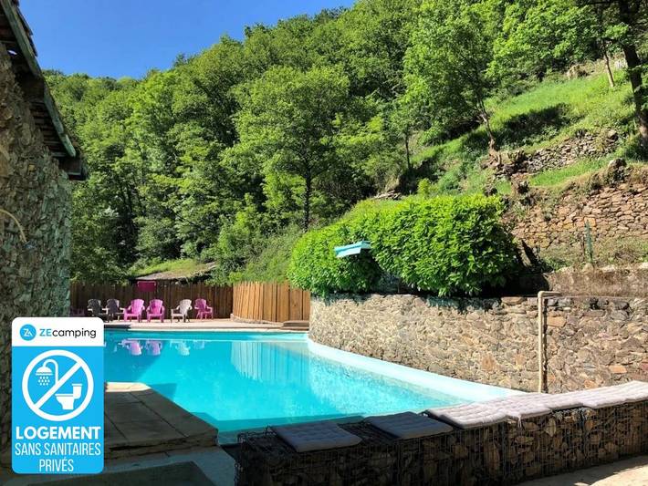 Tente pour 4 personnes dans le Cantal - 2