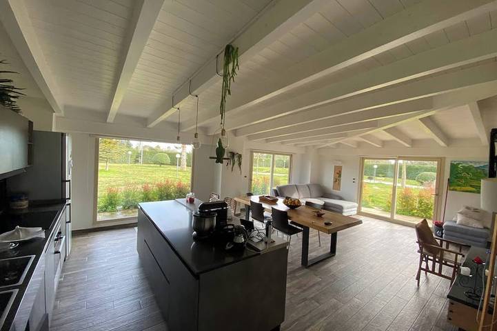 Ferienhaus für 5 Personen, mit Garten und Balkon in Aradeo