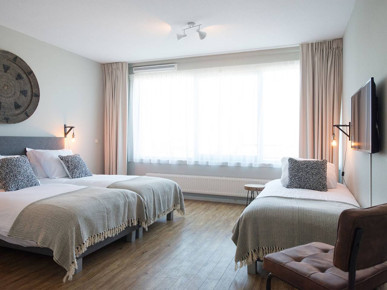 Ganze Wohnung, Ferienwohnung mit Meerblick und Balkon in Scheveningen, Den Haag