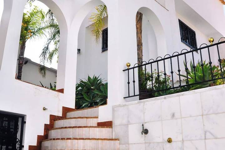 Villa für 16 Personen, mit Garten und Pool sowie Balkon - 1