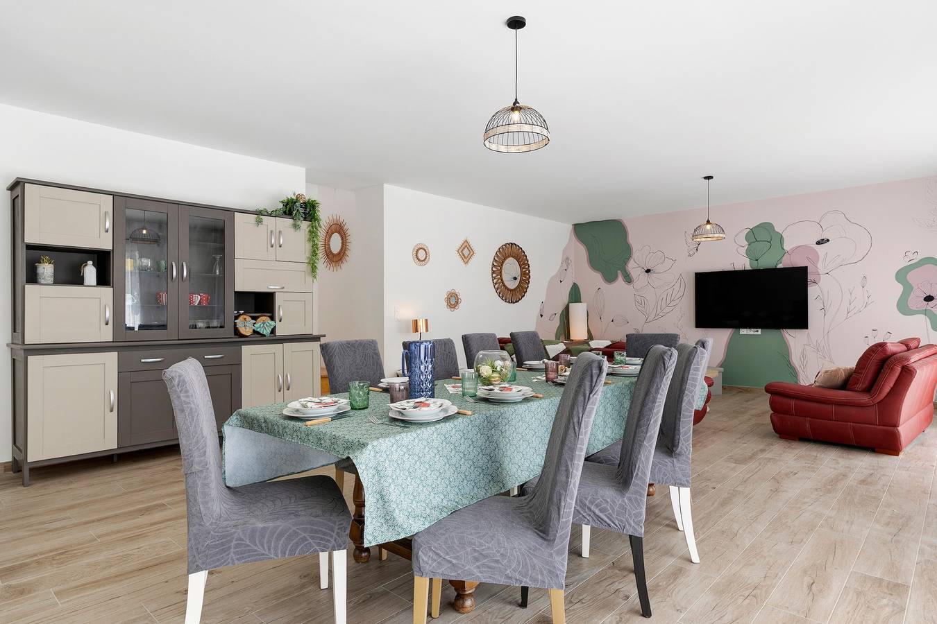 Ferienhaus „L'Or du Temps“ mit privater Terrasse, Garten und Wlan in Froidfond, Loire-Tal