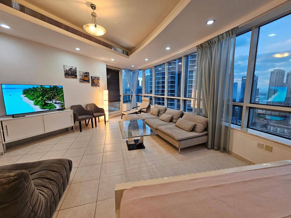 Entire holiday apartment, Vibrant Kingdom Vacation Homes Rental in Dubai, Emirate of Dubai