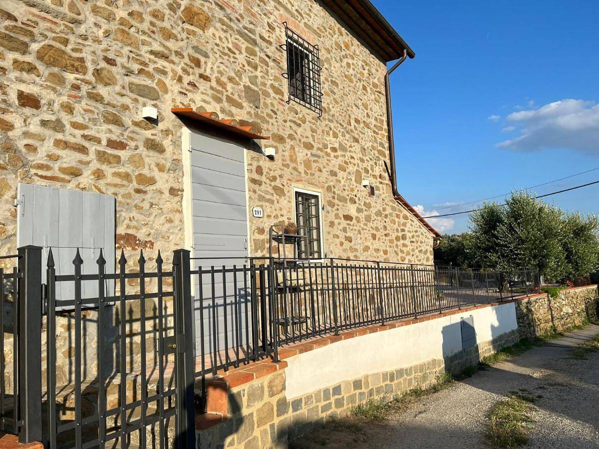 Double Room with Private Bathroom in Vinci, Province de Florence