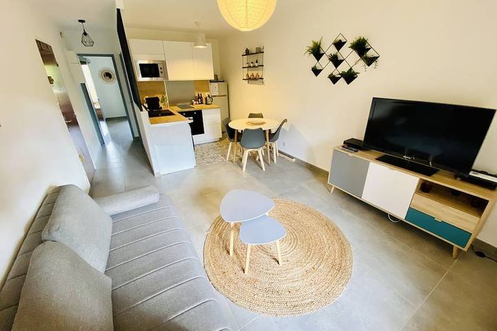 Gîte pour 4 personnes, avec Balcon et Jacuzzi dans Les Milles