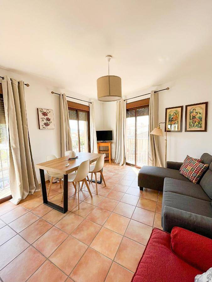 Apartamento para 2 personas, con Balcón y Terraza en Villanueva de la Concepción