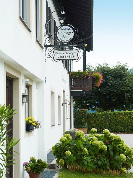 Ferienwohnung für 6 Personen, mit Terrasse und Garten im Chiemgau - 3
