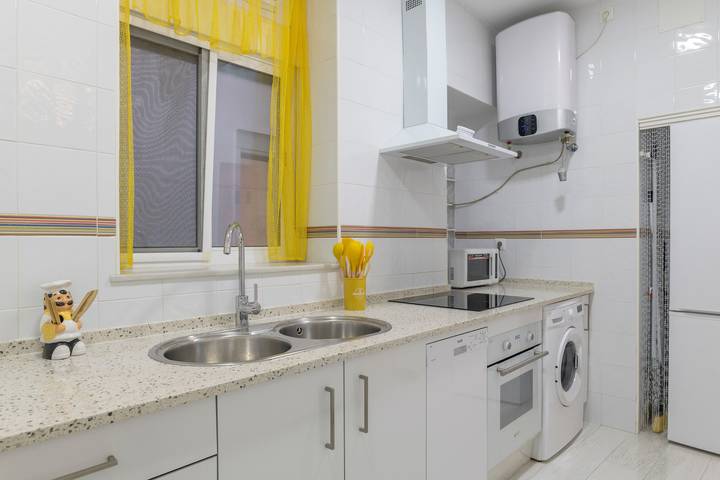 Appartement entier, Appartement 'La Casita De Cai' avec Wi-Fi et climatisation in La Vina, Cadix
