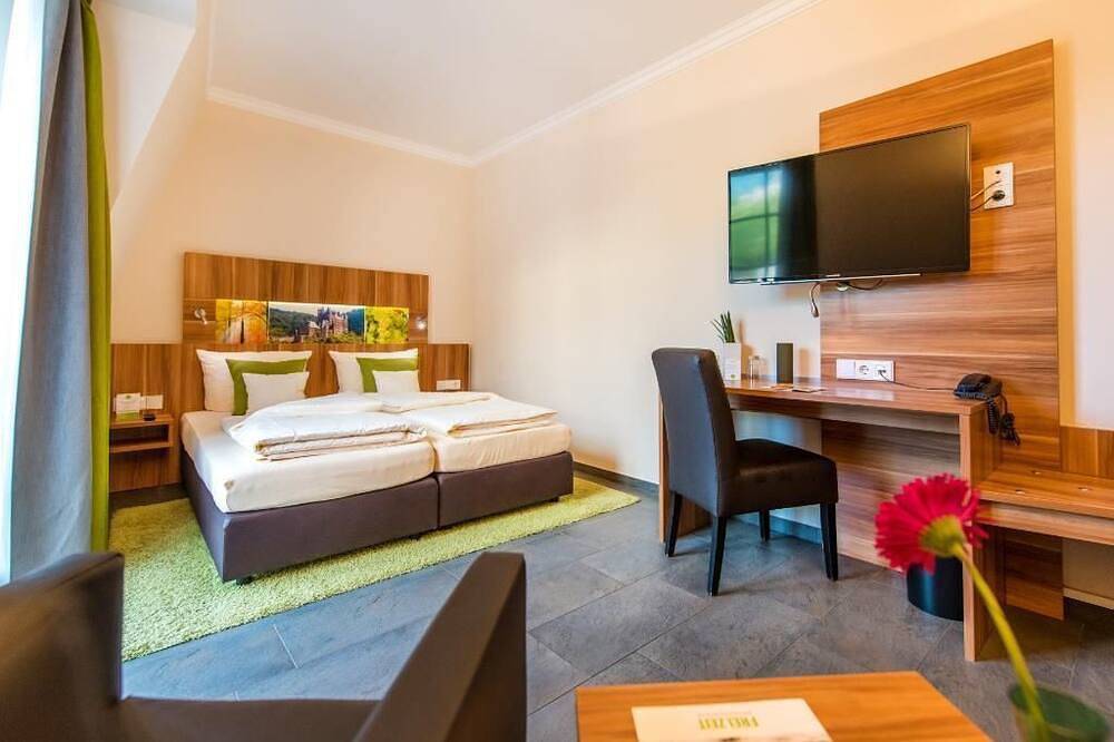 Doppelzimmer zur Altstadtseite - Hotel Cochemer Jung in Cochem, Cochem-Zell