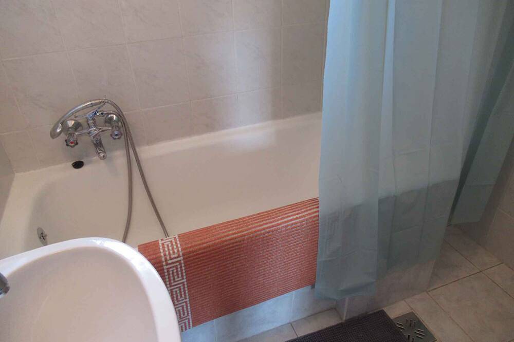 Holiday home only 200 m from Lake Balaton in Balatonfüred, Balatonfüredi járás