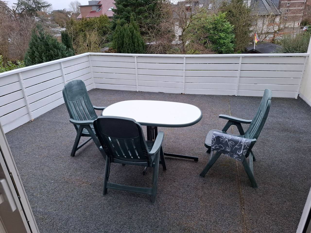 Ganze Wohnung, Private Ferienwohnung in Nordenham, großer Balkon in Nordenham, Nordseeküste