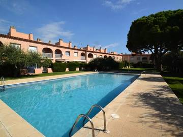 Casa rural para 6 personas, con piscina y jardín en Cambrils