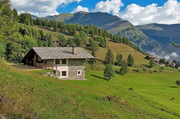 Ferienhaus für 9 Personen, mit Garten