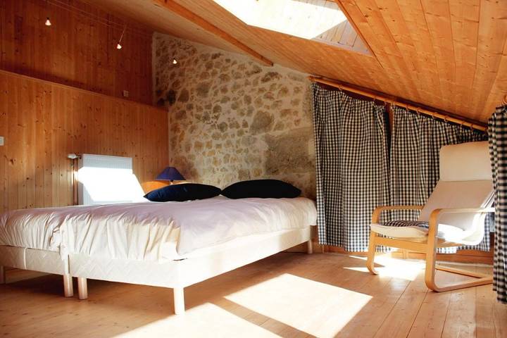 Chambre d’hôte pour 5 personnes, avec Terrasse et Jardin