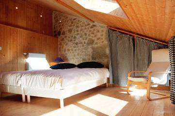 Chambre d’hôte pour 7 personnes, avec jardin à Champagne-en-Valromey