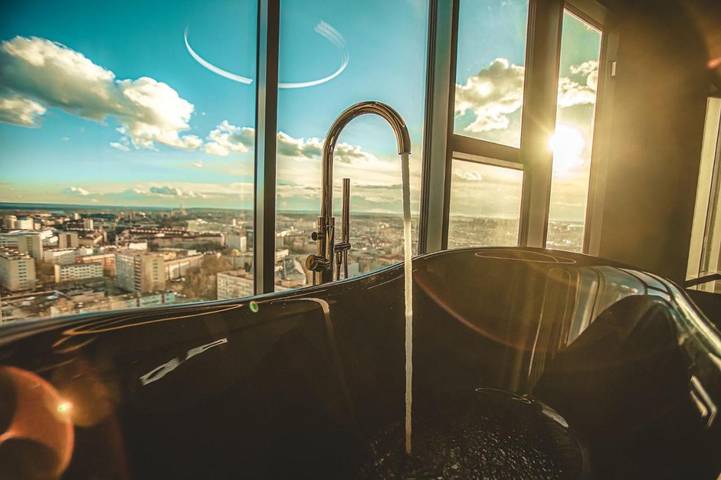 Apartament wakacyjny dla 2 osób, z taras i jacuzzi oraz basen i sauna w Szczecin