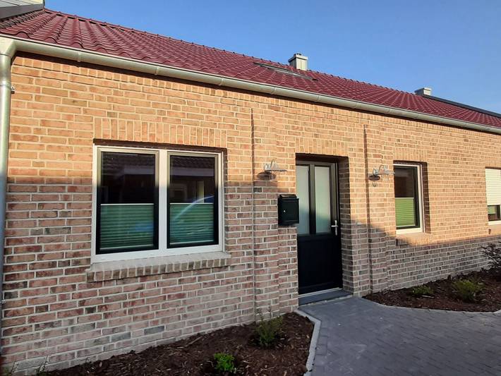Ferienhaus für 6 Personen, mit Terrasse und Garten in Jemgum