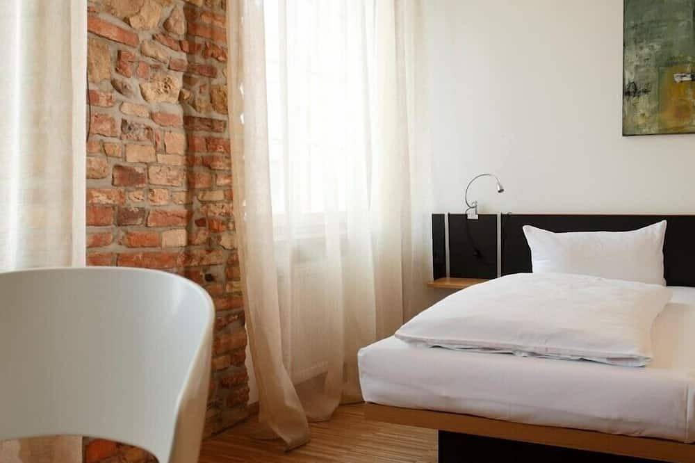 Ganze Wohnung, Standard-Doppelzimmer in Heitersheim, Südschwarzwald