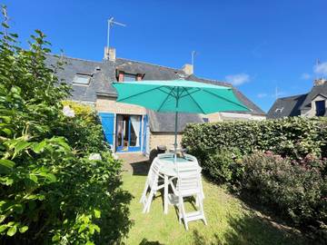 Gîte pour 6 personnes, avec jardin dans Port de Saint-Jacques