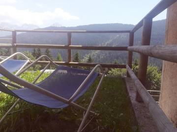 Gîte pour 8 personnes, avec vue et jardin, animaux acceptés dans Candide