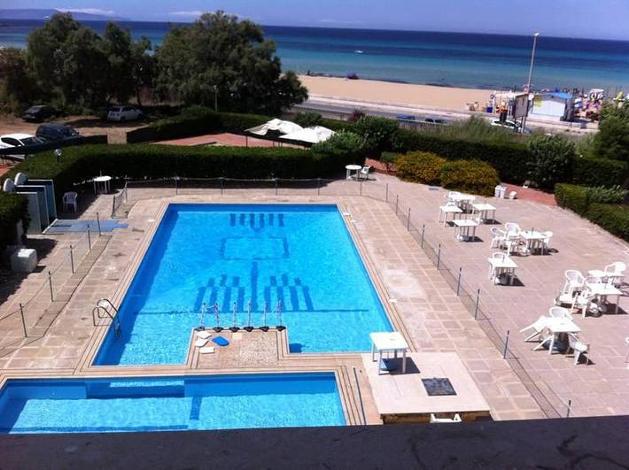 Ferienwohnung für 3 Personen, mit Balkon und Pool sowie Ausblick