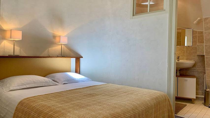 Gîte pour 3 personnes, avec jardin à Saint-Nectaire - 4