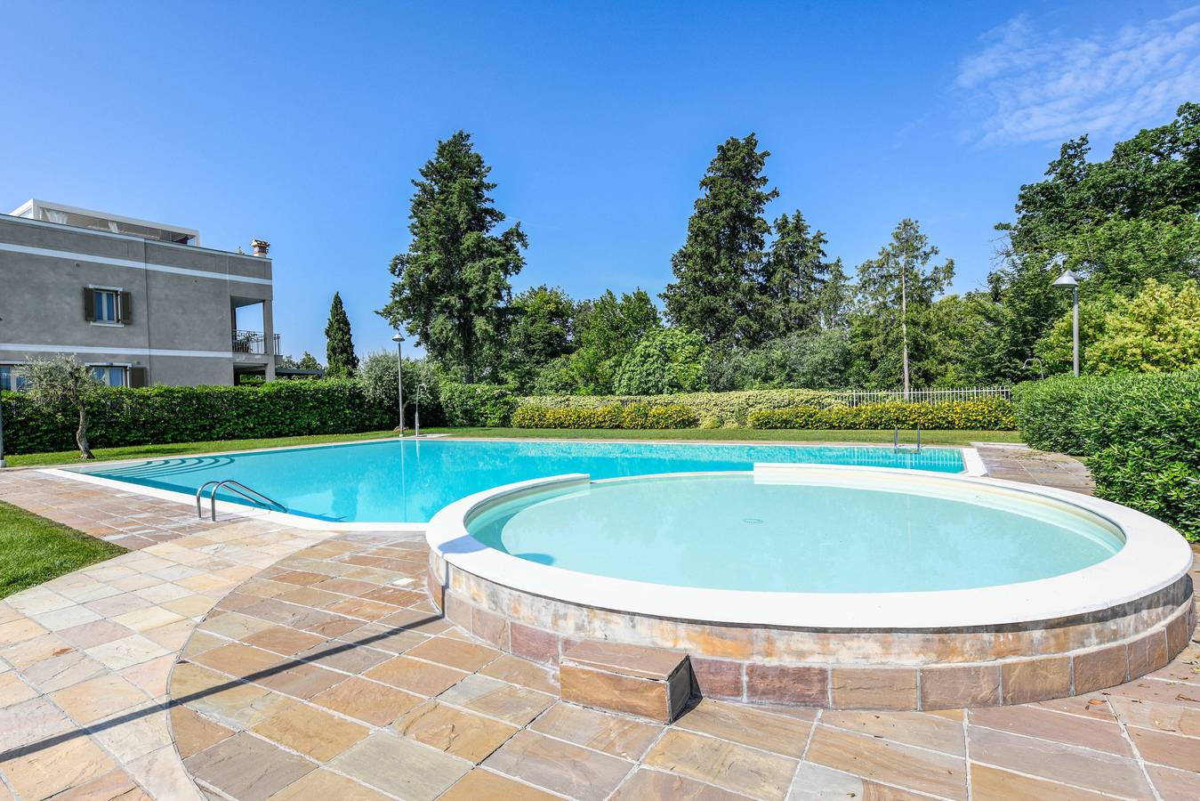 Appartamento intero, My Peschiera Holiday Apartment- Quadrivium 4 in Castelnuovo del Garda, Prealpi Gardesane