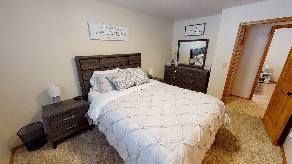 Georgetown Lake House With 4 bedrooms, 3 bathrooms, game room, fire pit, & more in Granite County